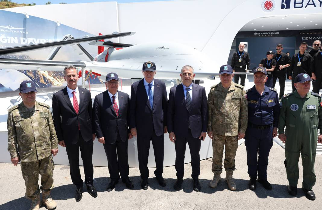 Erdoğan Savunma Sanayii Fuarı'nı gezdi - Resim: 26